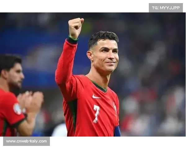 姆巴佩称赞C罗千球目标:生涯仅一次需全力尝试 姆巴佩称赞C罗千球目标:生涯仅一次需全力尝试