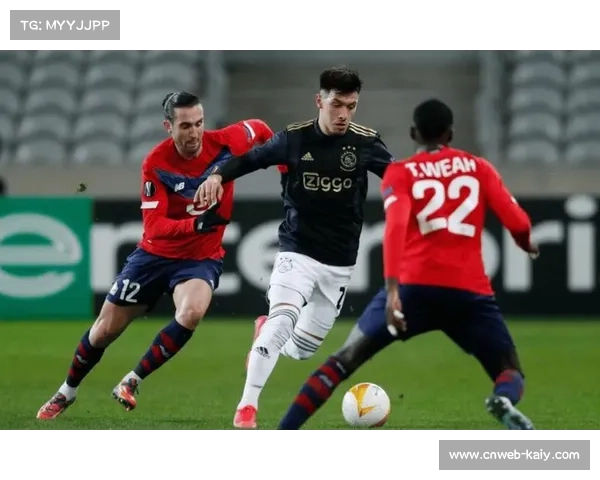 里尔1-0半场领先马赛,戴维头球破门 里尔1-0半场领先马赛,戴维头球破门