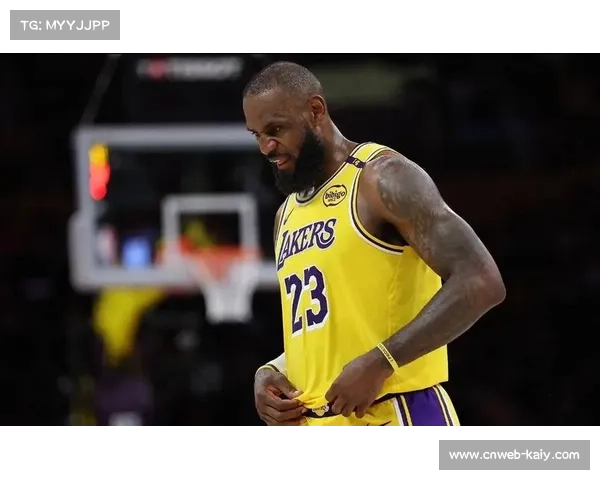 詹姆斯生涯第23赛季场均20+5+7，40岁后1340分历史第一